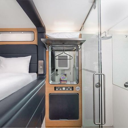 הית'רו Yotelair London Heathrow Airport מראה חיצוני תמונה