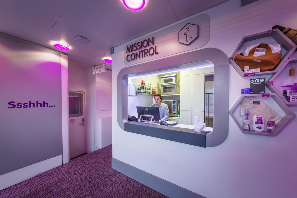 הית'רו Yotelair London Heathrow Airport מראה חיצוני תמונה