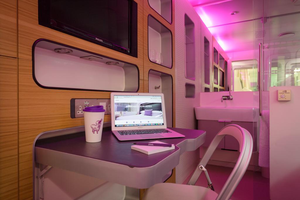 הית'רו Yotelair London Heathrow Airport מראה חיצוני תמונה